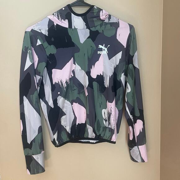Puma Girls Camo Print Hooded Top & Leggings Set Size Medium (8-10) Pink/Gray - Picture 2 of 16